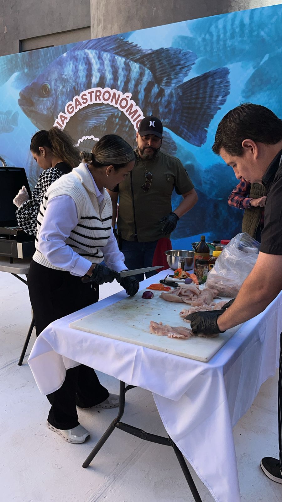 Sagarhpa impulsa el consumo de tilapia con participativa Muestra Gastronómica